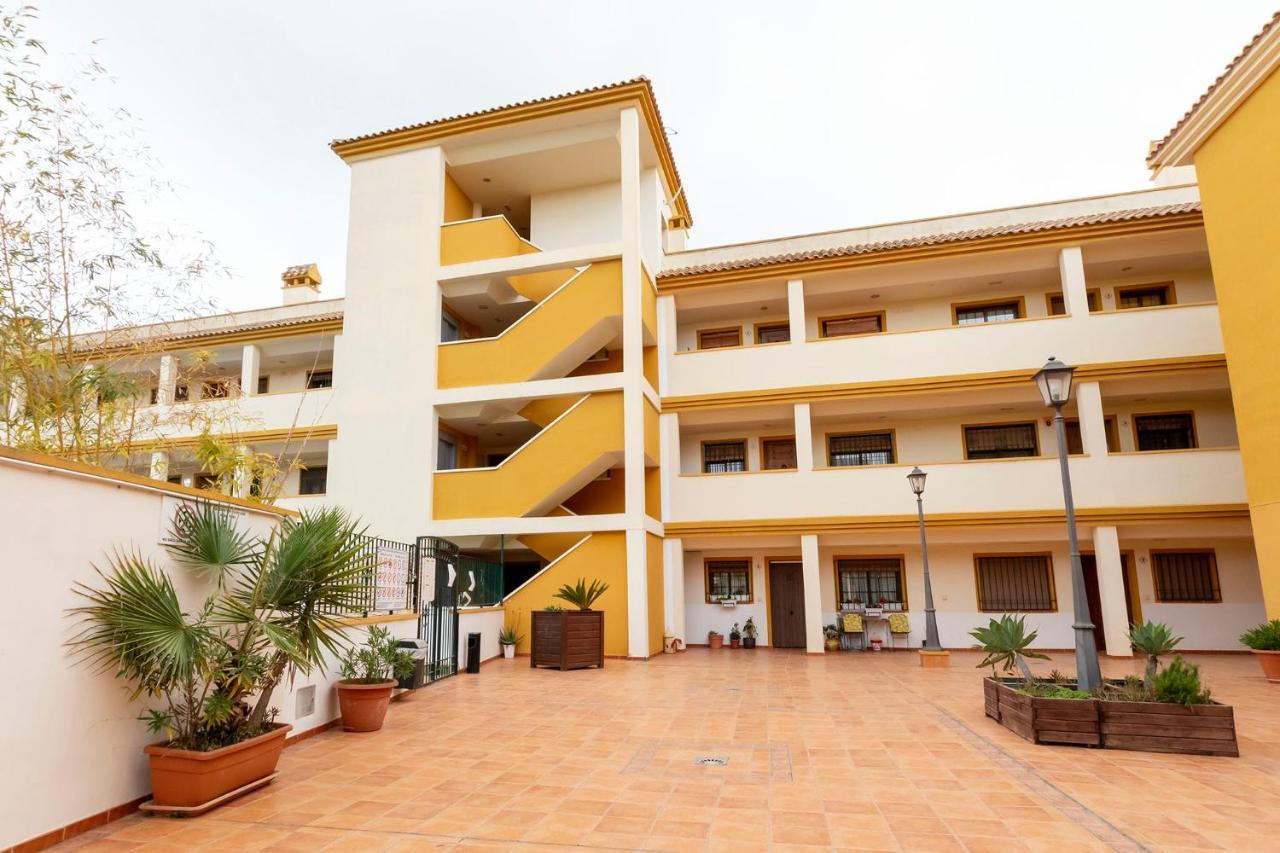 Ático con terraza-solárium y piscina 4-6 personas WIFI A/C Apartamento Roda Exterior foto