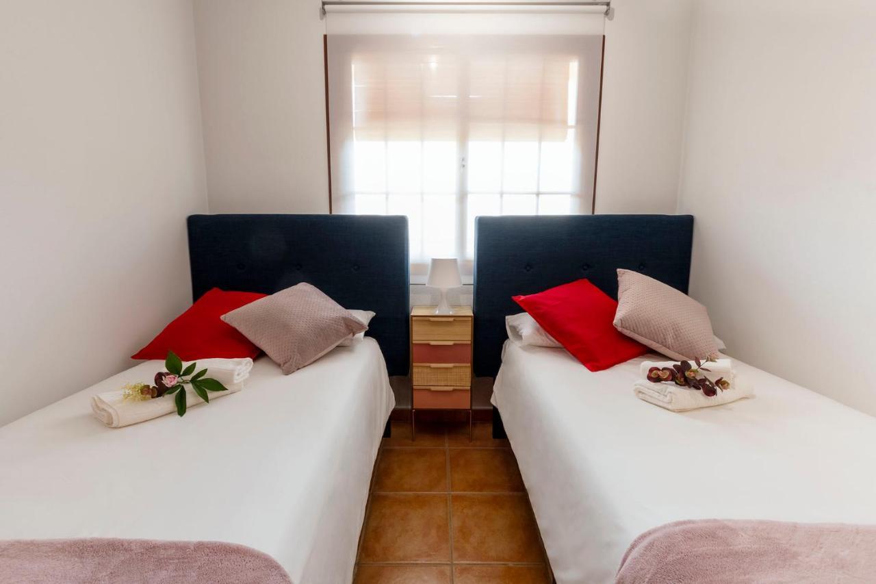 Ático con terraza-solárium y piscina 4-6 personas WIFI A/C Apartamento Roda Exterior foto