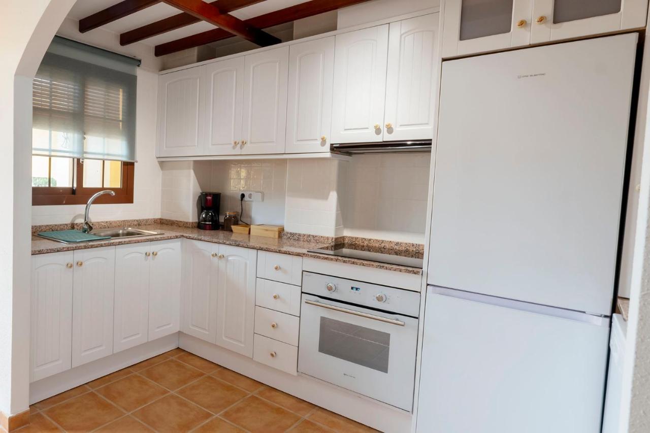 Ático con terraza-solárium y piscina 4-6 personas WIFI A/C Apartamento Roda Exterior foto